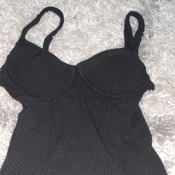 BLACK Ribbed Bodysuit - Picture 2 of 2